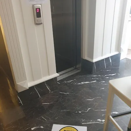 酒店 阿斯坦塔克西姆酒店 3*