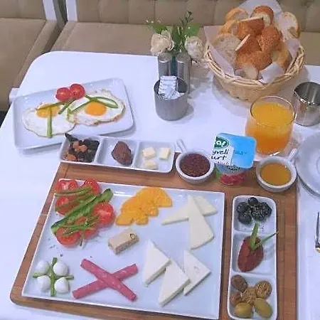 호텔 아스탄 탁심 3*