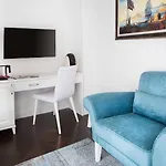 Astan Taksim Hotel 3*